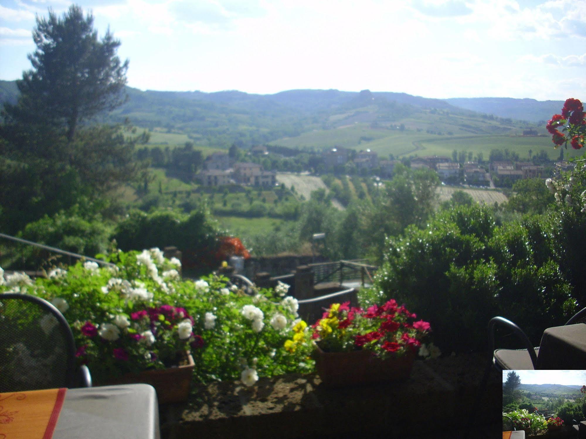 Chiara E Benedetta Villa Degli Ulivi Orvieto Exterior foto